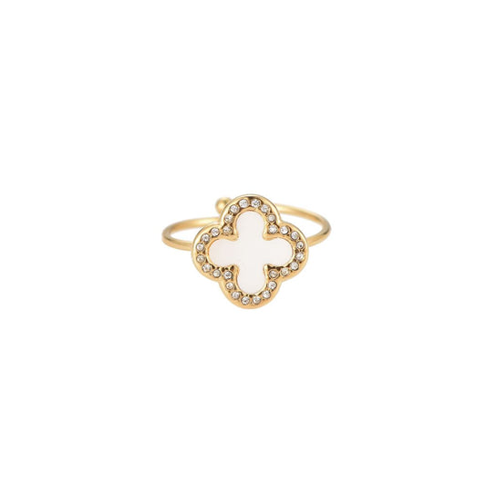 Pearly 4-Petal Flower Ring